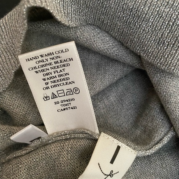 ANN TAYLOR Sleeveless Blouse Women's Draped cowl Neck, silver - Picture 10 of 11